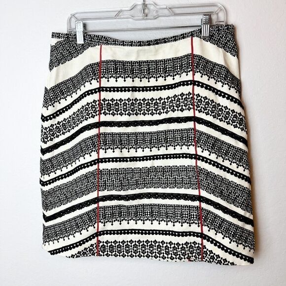 Anthropologie Tabitha Black/White/Red Lace Detail Pencil Skirt Size 12 - Picture 2 of 5